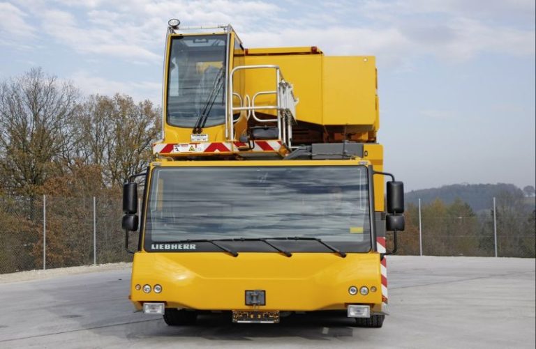 Đánh giá tổng quan xe cẩu to nhất thế giới LTM 11200 9.1