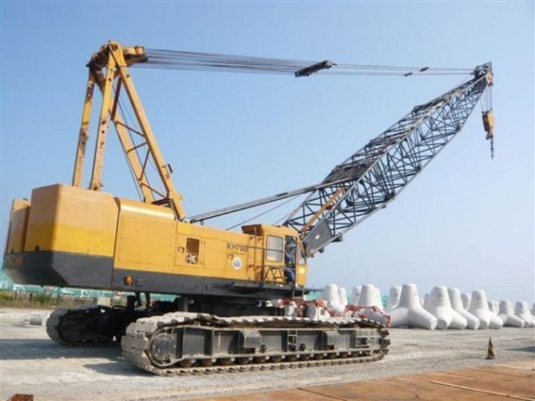 Cần cẩu thủy lực là gì? Những thông tin quan trọng cần biết