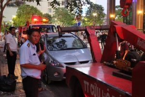 bị cẩu xe phạt bao nhiêu